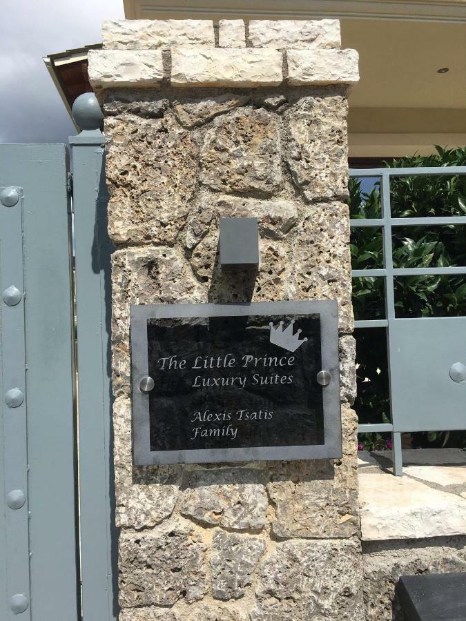 The Little Prince Luxury Suites Ipsos Bagian luar foto